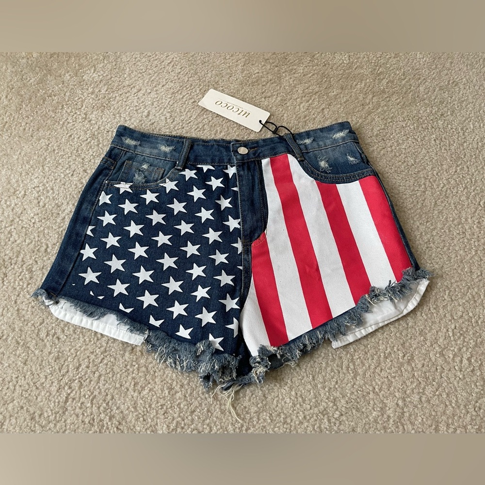 Utcoco Distresses Flag Shorts - NEW - Size: 10